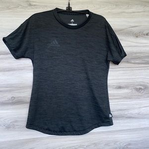 EUC- Women’s SS Adidas Climalite Tee, HeatheredBlk